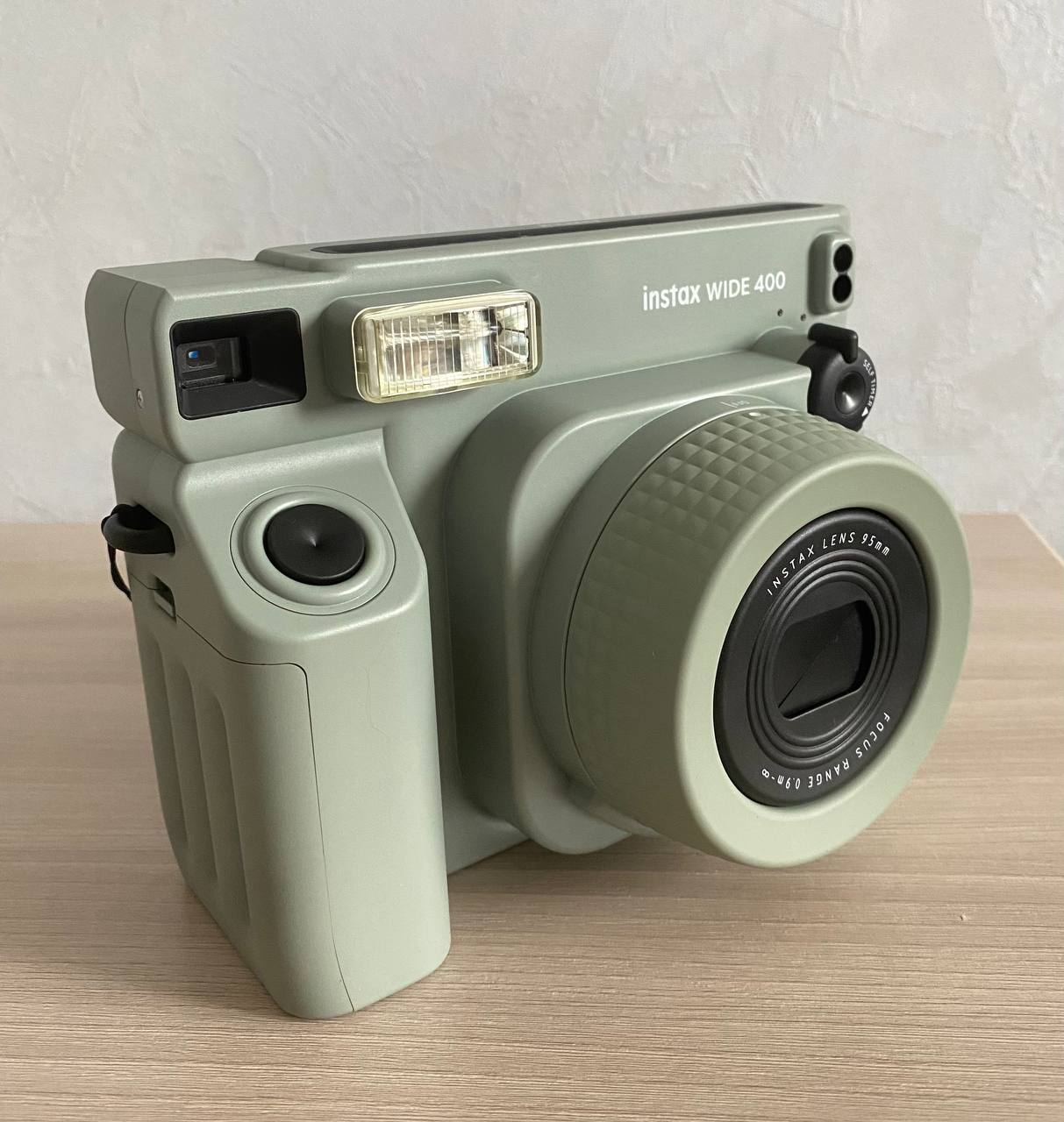 Продам фотоаппарат моментальной печати Инстакс - частное объявление в Владивосток