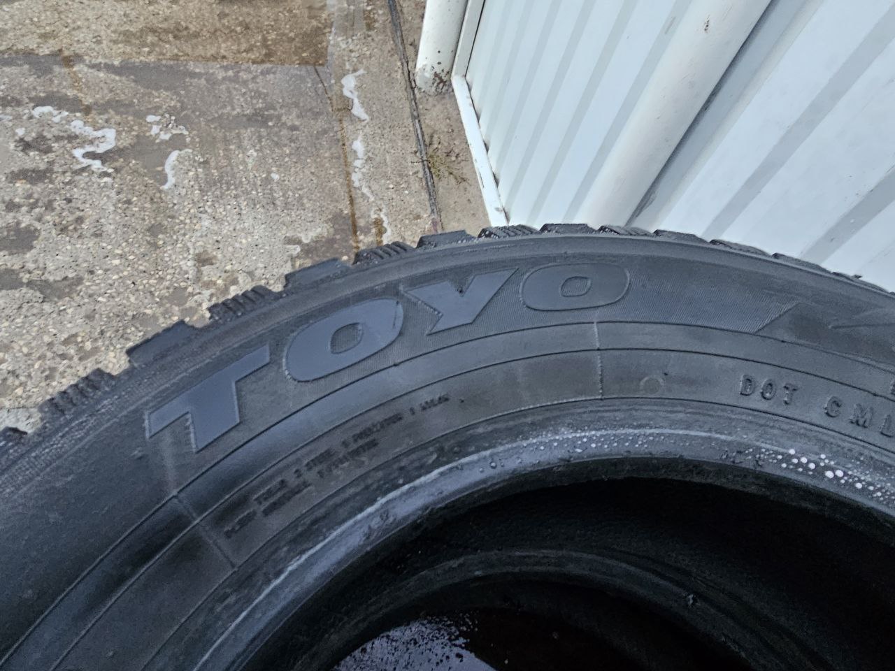 Комплект зимней резины Toyo Observe G3-Ice 185/65/15 - Авто в Саратов - фото 2