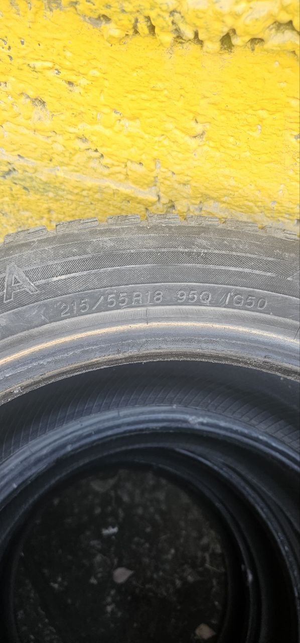 Продам шины YOKOHAMA Липа 215/55 R18 - Авто в Новосибирск