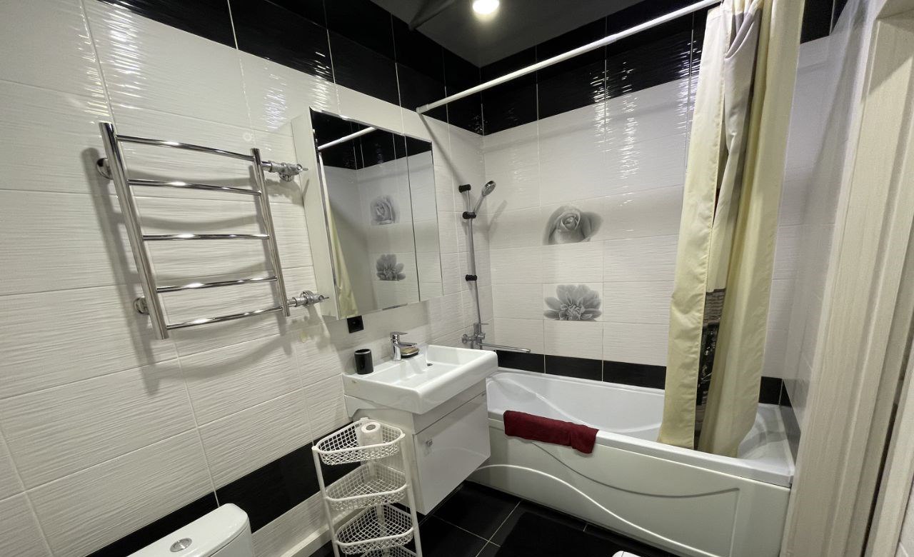 Сдам 2-комнатную квартиру в новом доме - Недвижимость в Барнаул - фото 5