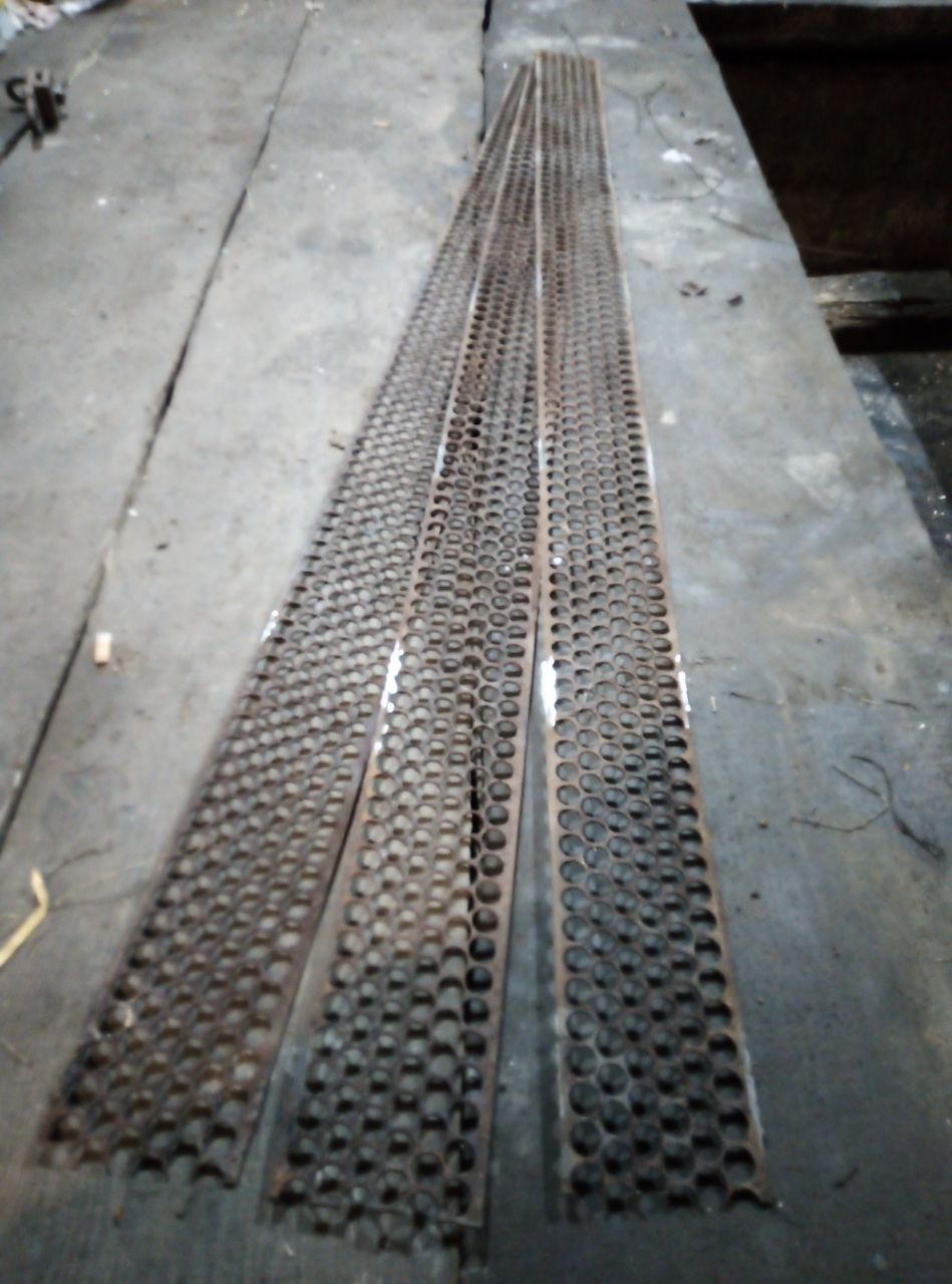 Высечка металлическая СССР качества - Запчасти в Барнаул