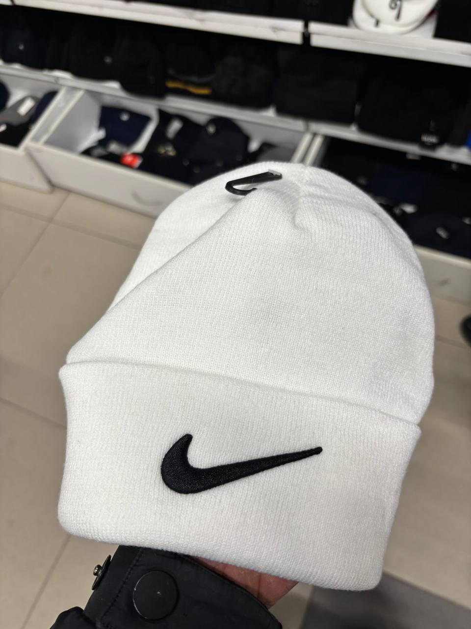 Новые шапки Nike - Одежда в Екатеринбург - фото 2