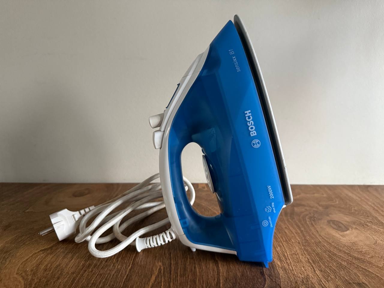 Утюг Bosch sensixx B1 - Для дома и дачи в Екатеринбург