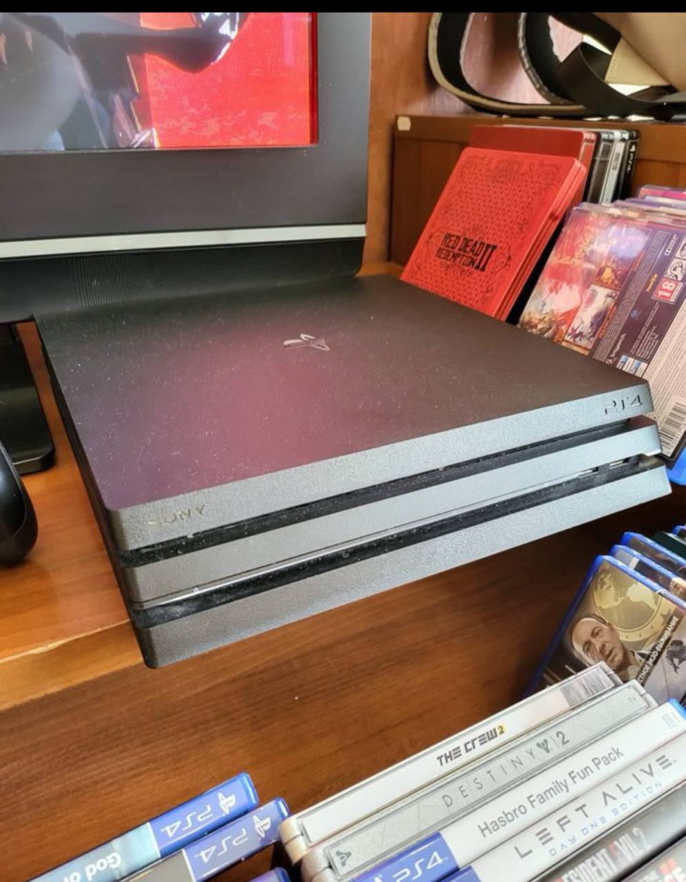 Продажа Sony PlayStation 4 PRO 1TB с играми - Электроника в Томск - фото 2