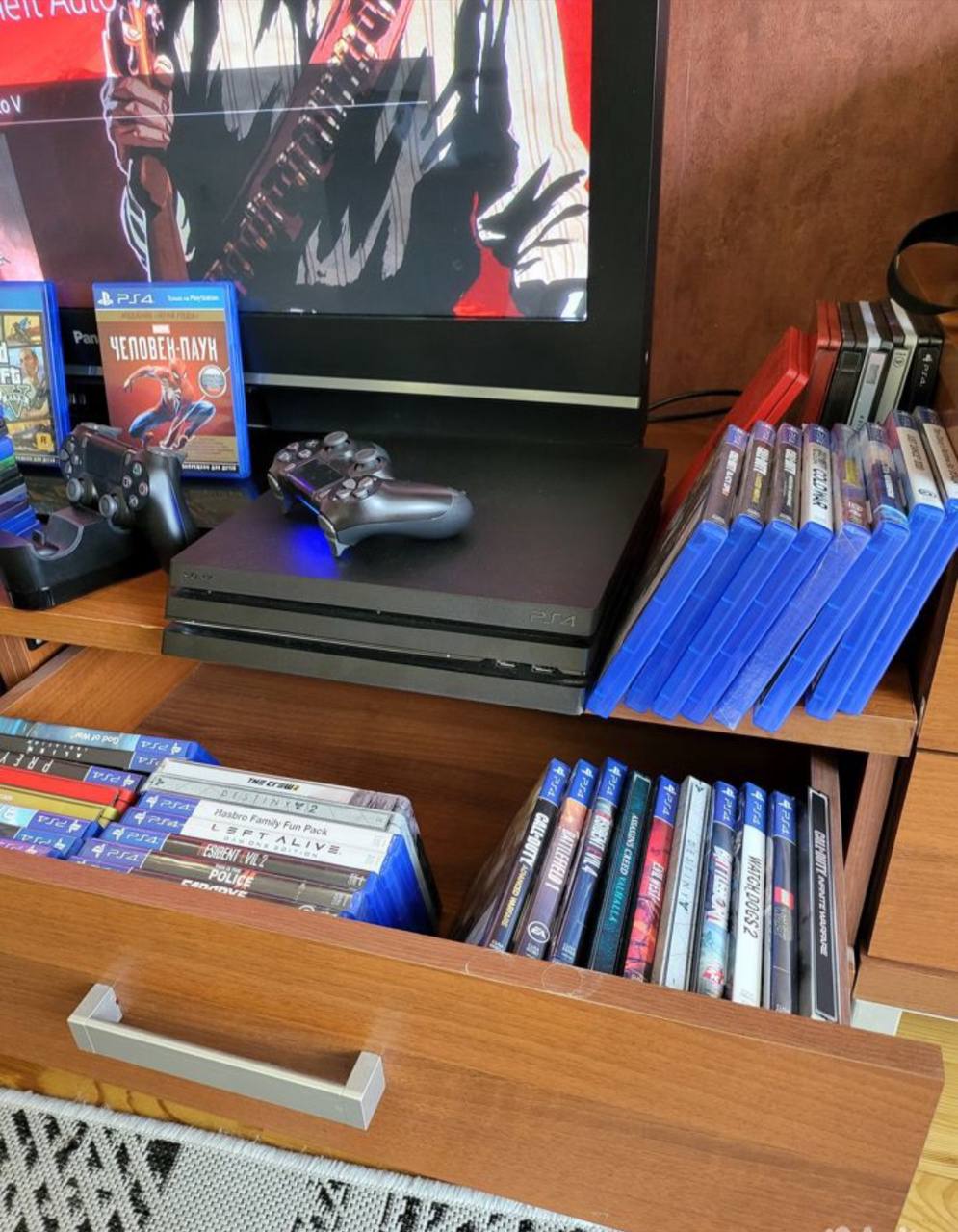 Продажа Sony PlayStation 4 PRO 1TB с играми - Электроника в Томск - фото 3