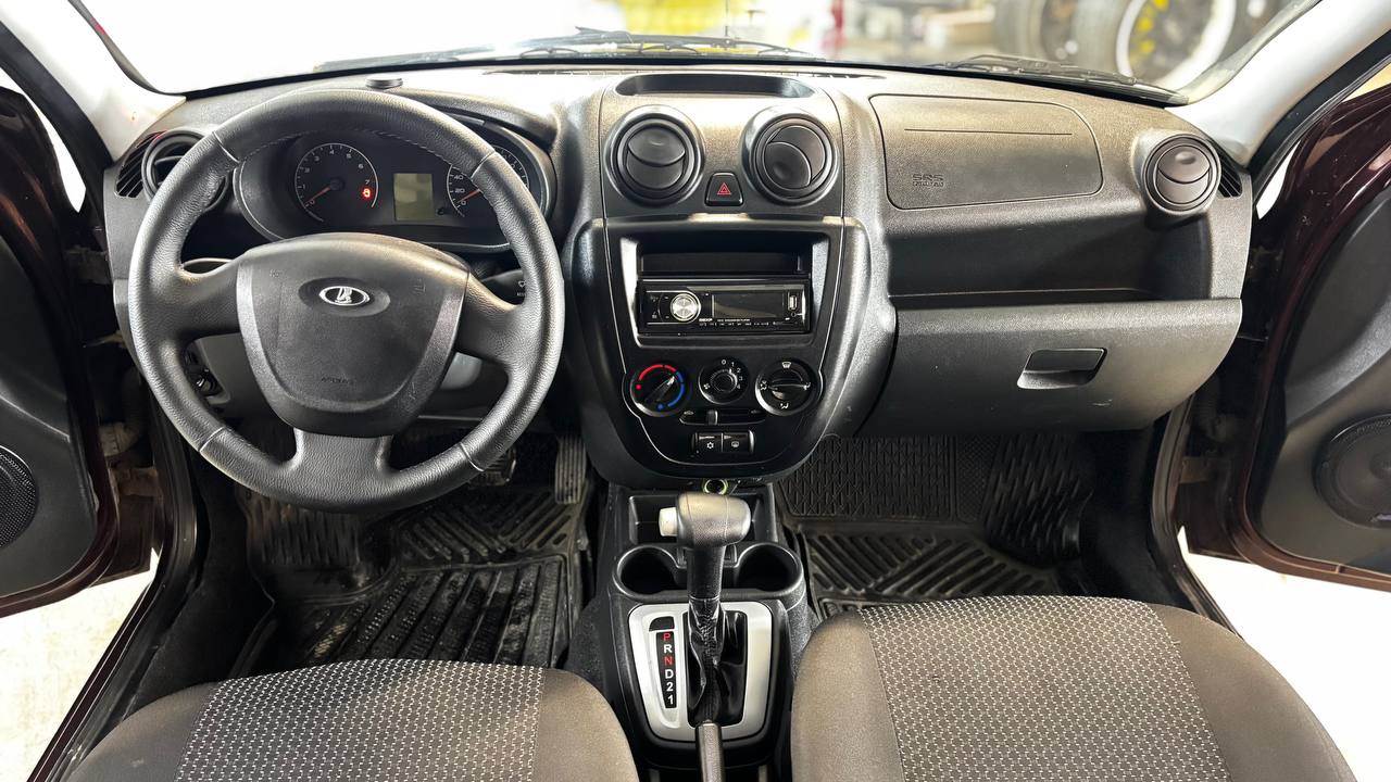 Автомобиль 2013 года с автоматом и кондиционером - Авто в Казань - фото 4