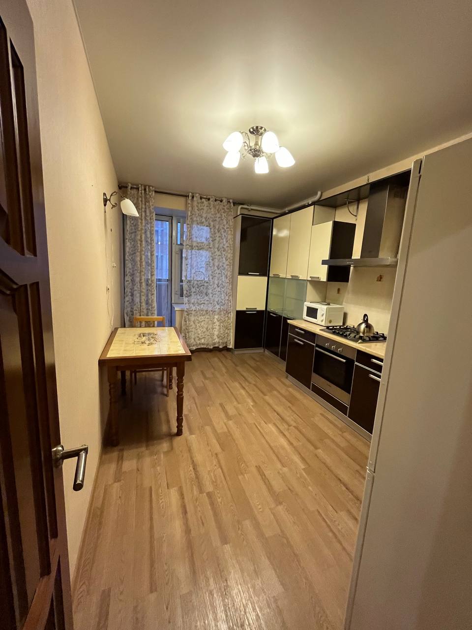 Сдается 1-комнатная квартира в центре города - Недвижимость в Чебоксары - фото 4