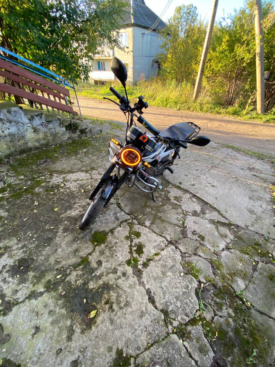 Продам срочно Доска МОТО - Запчасти в Калининград