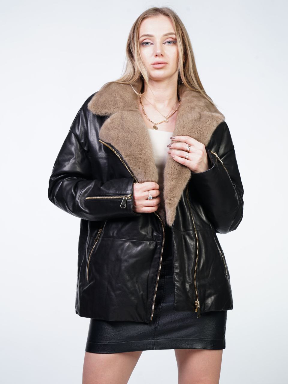 Новые модели в магазине Мир Кожи и Меха - Одежда в Новороссийск - фото 7