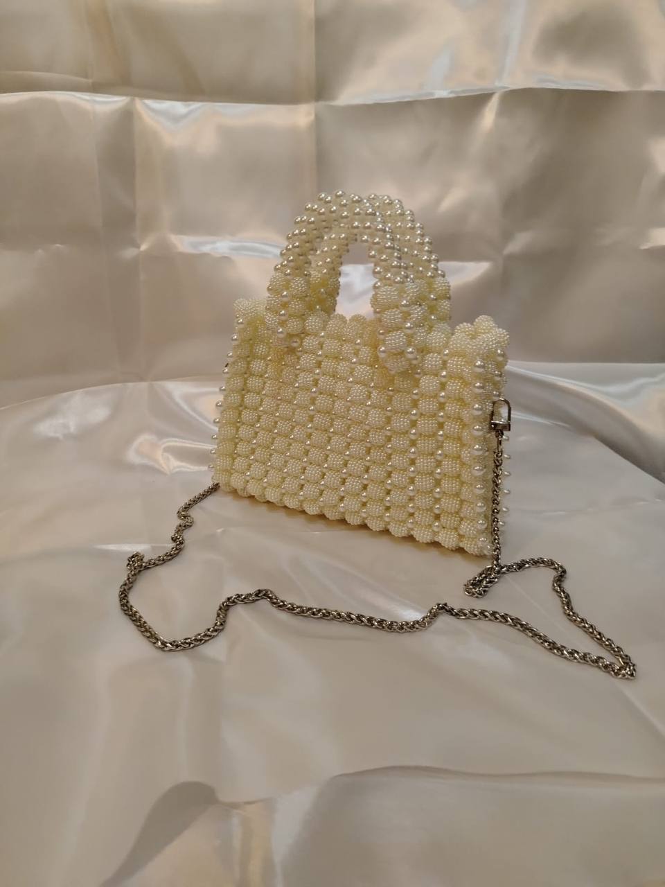 Сумoчкa из бусин ручнoй рaботы на заказ - частное объявление в Новороссийск