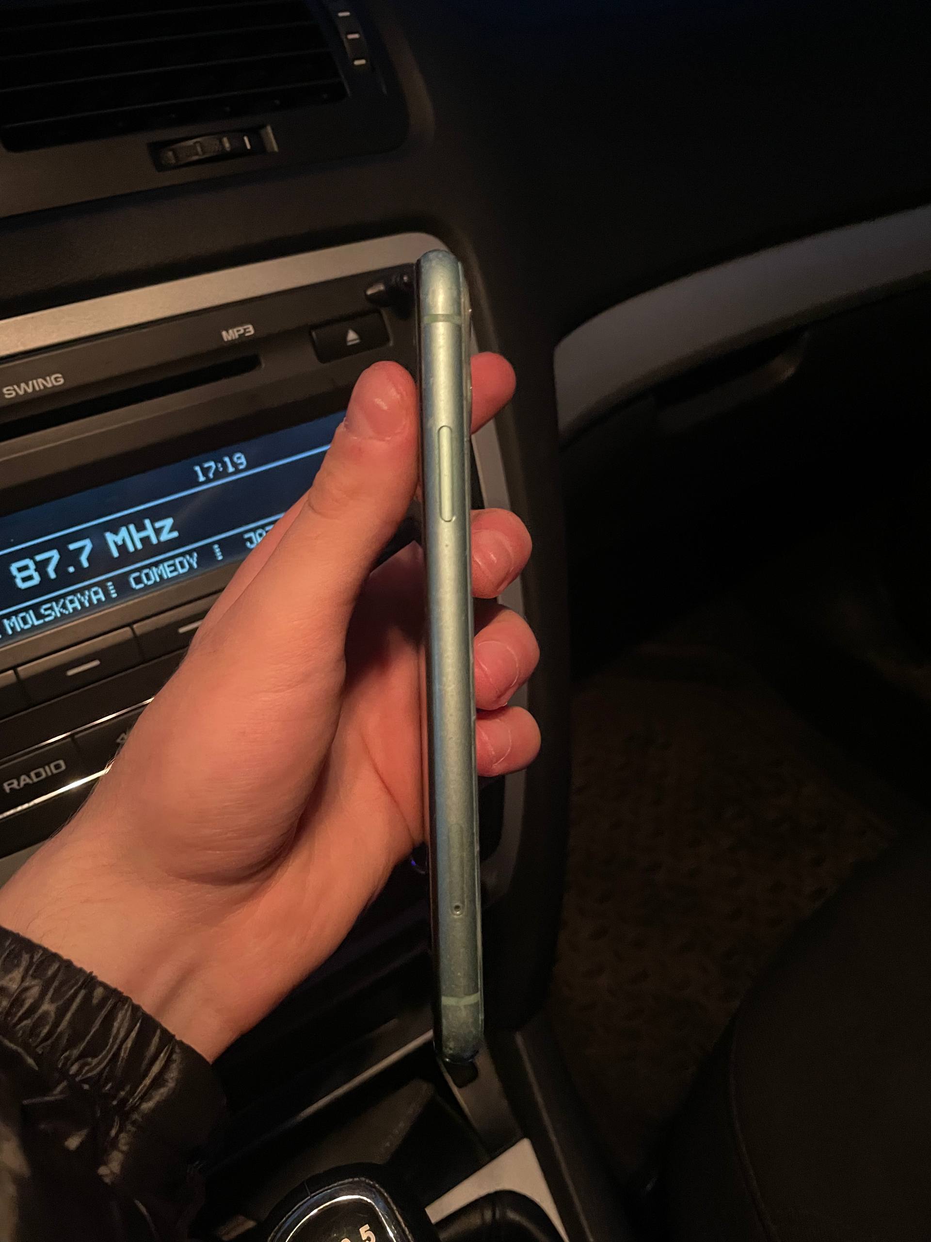 Продажа iPhone 11 64 ГБ - Электроника в Железногорск - фото 7