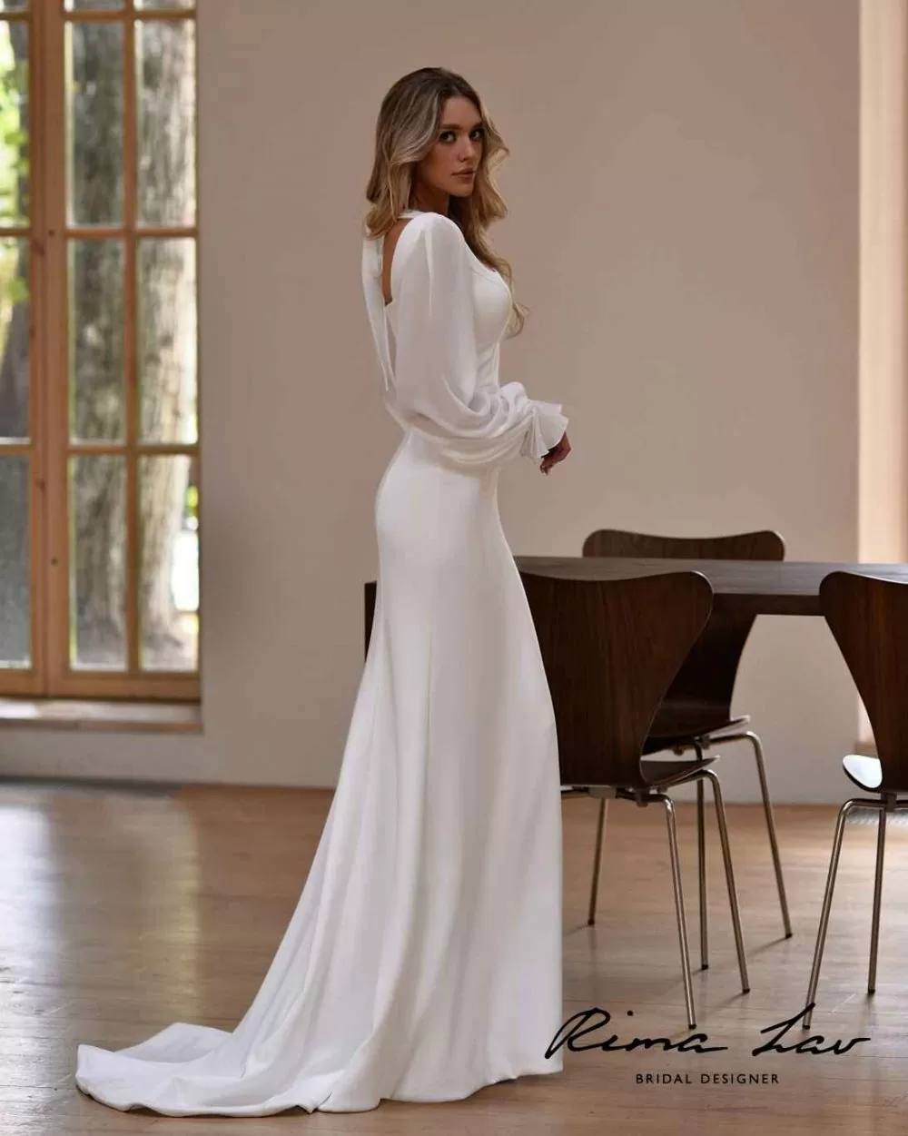 Элегантное облегающее платье с шлейфом - Одежда в Ростов-на-Дону, Батайск - фото 4