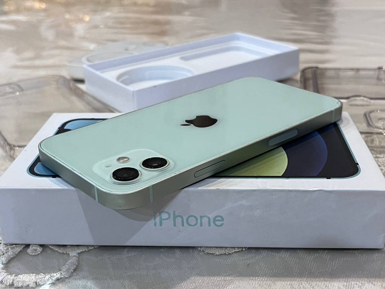 Продам айфон 12 - частное объявление в Брянск