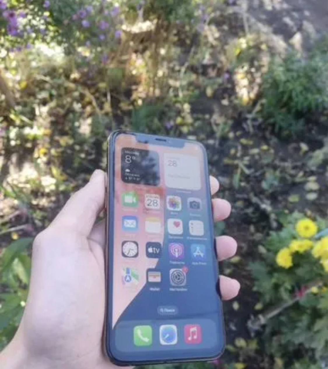 Продам айфон 11 про 64гб золотистый - Электроника в Брянск