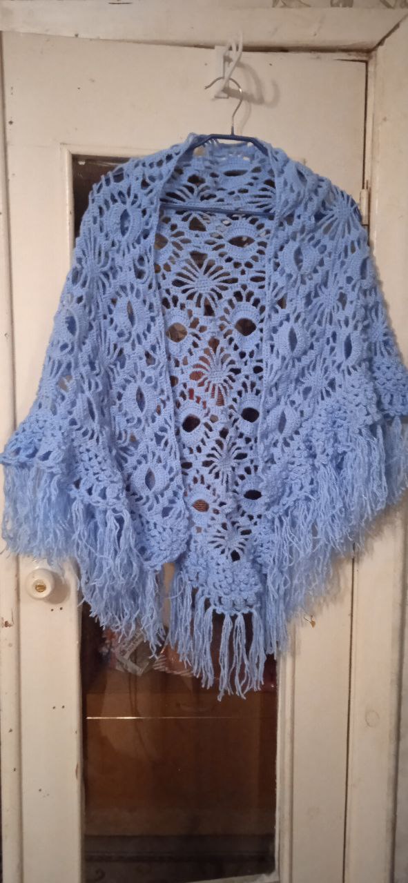 Продам шаль ручной работы - Хобби и отдых в Саратов