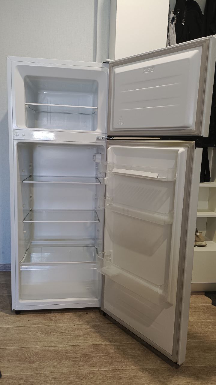 Отдам холодильник KRAFT на запчасти - Для дома и дачи в Хабаровск