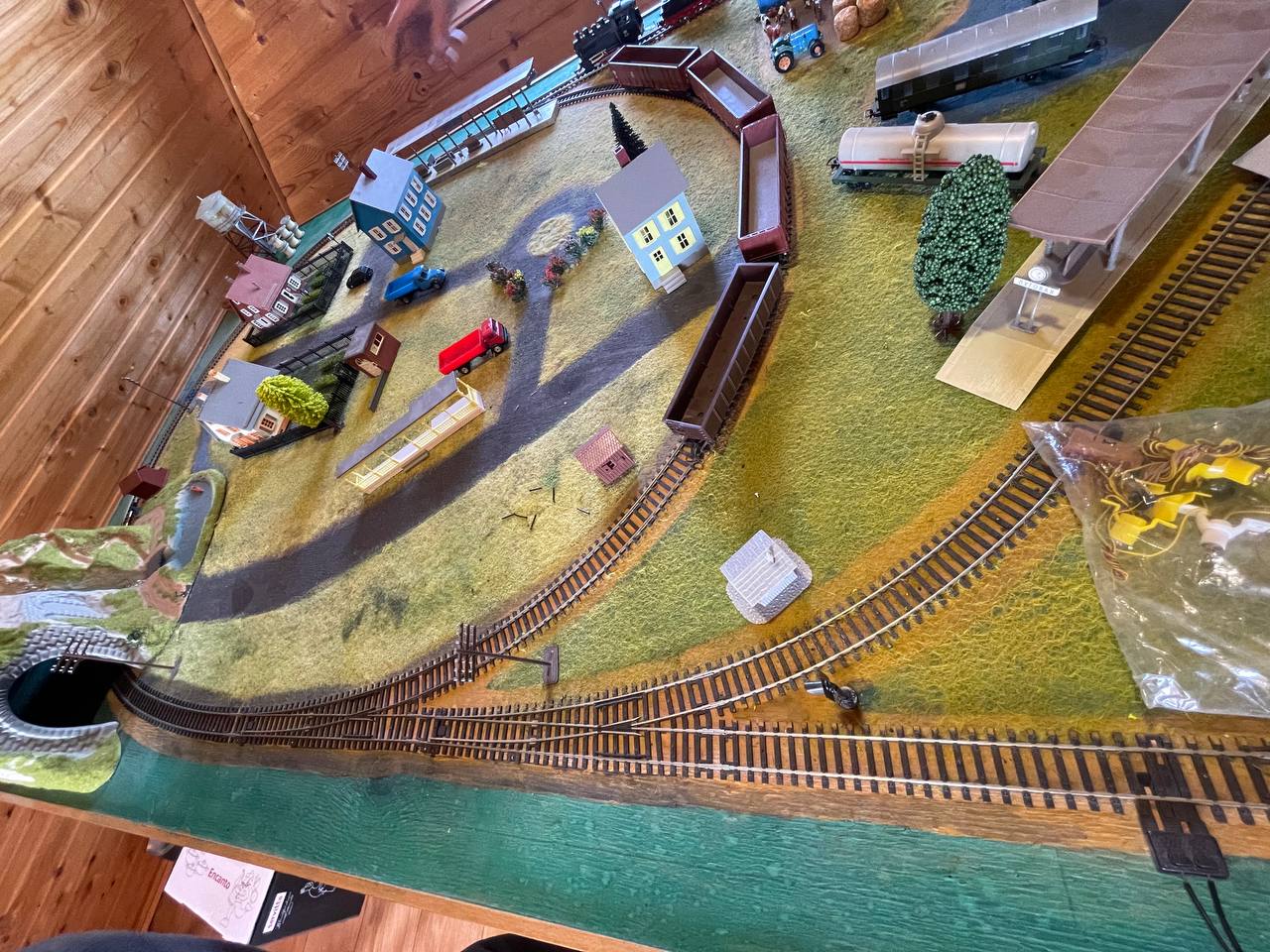 Железная дорога Eaglemoss с комплектующими и столом - Хобби и отдых в Хабаровск - фото 4