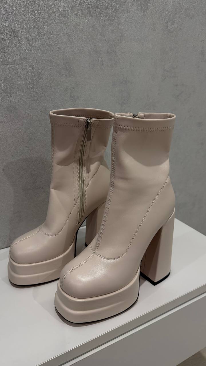 Продам сапоги новые 36 размер - частное объявление в Хабаровск