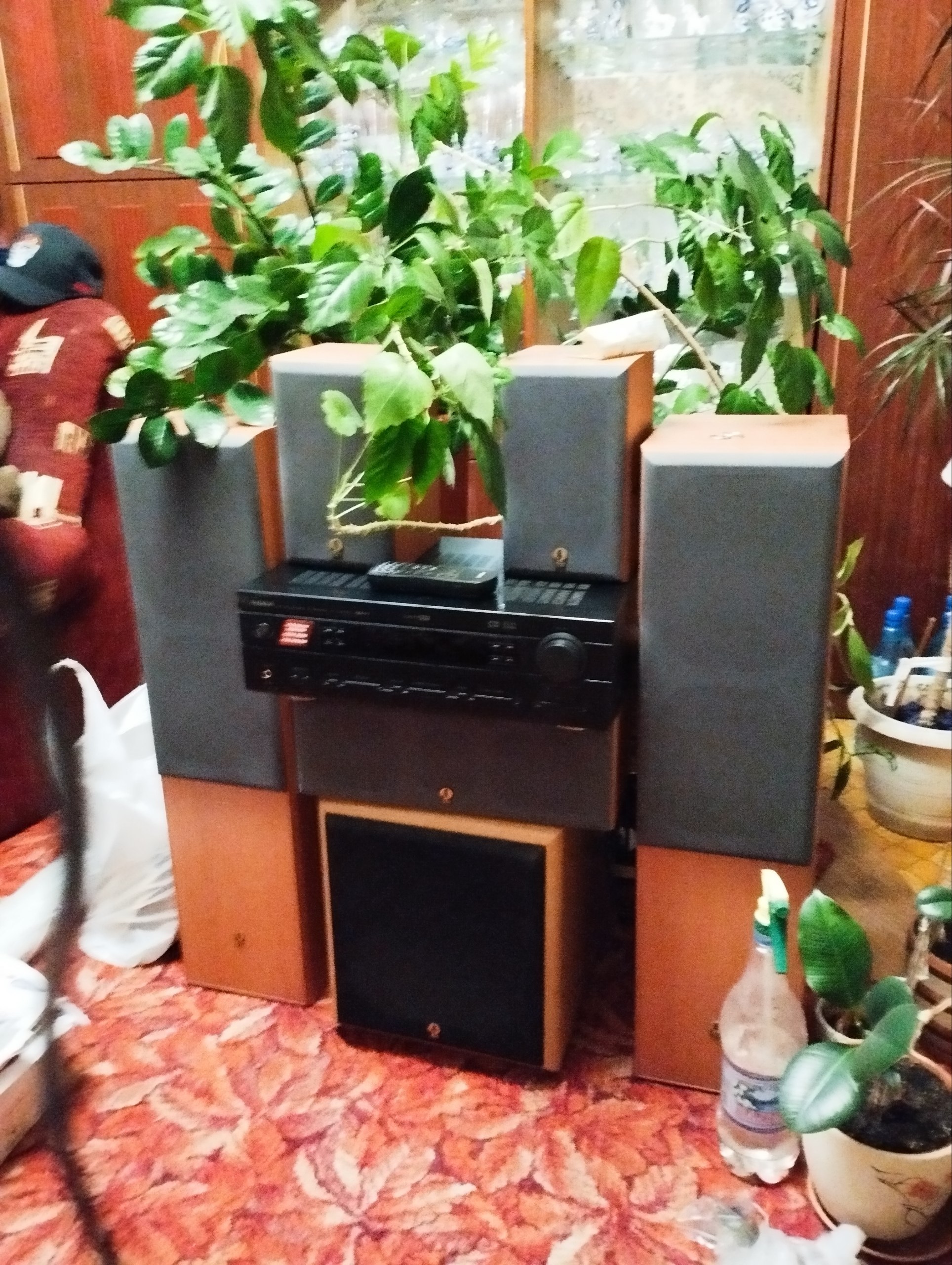 Продам акустику 6.1 с ресивером YAMAHA - Электроника в Хабаровск