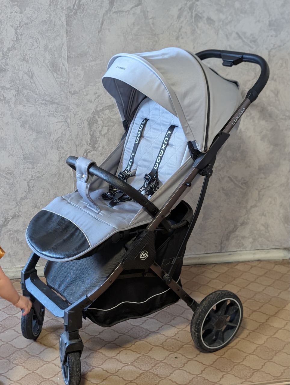 Прогулочная коляска luxmom - частное объявление в Хабаровск