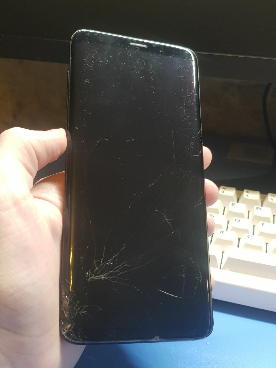 Продам Samsung s9+ 4/64gb - Электроника в Санкт-Петербург