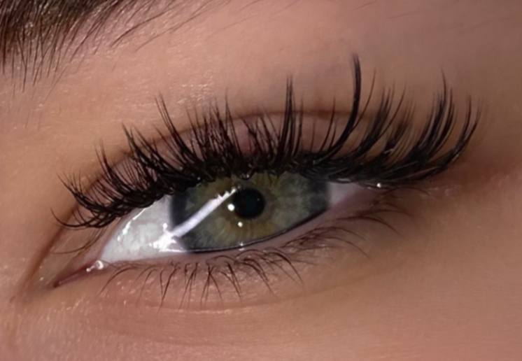 Наращивание ресниц и оформление бровей - частное объявление в Новороссийск