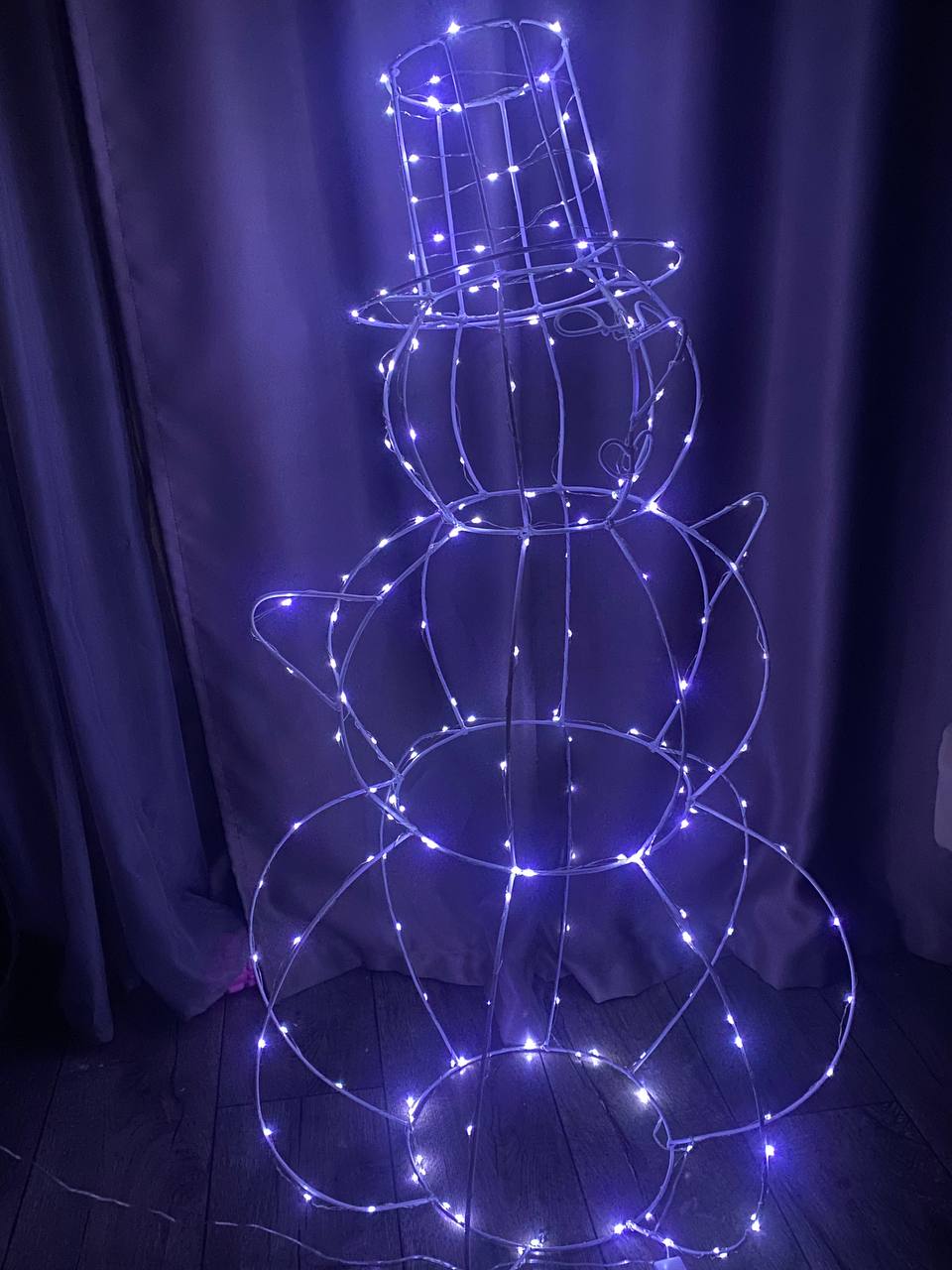 Снеговик из проволоки с гирляндой - Хобби и отдых в Тюмень