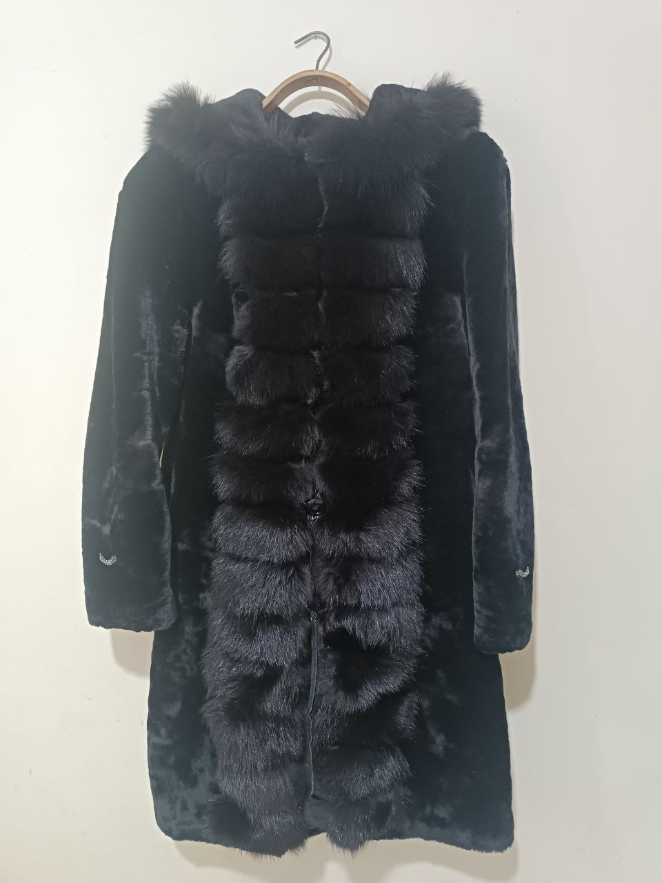 Продам шубу мутон+кролик - частное объявление в Симферополь