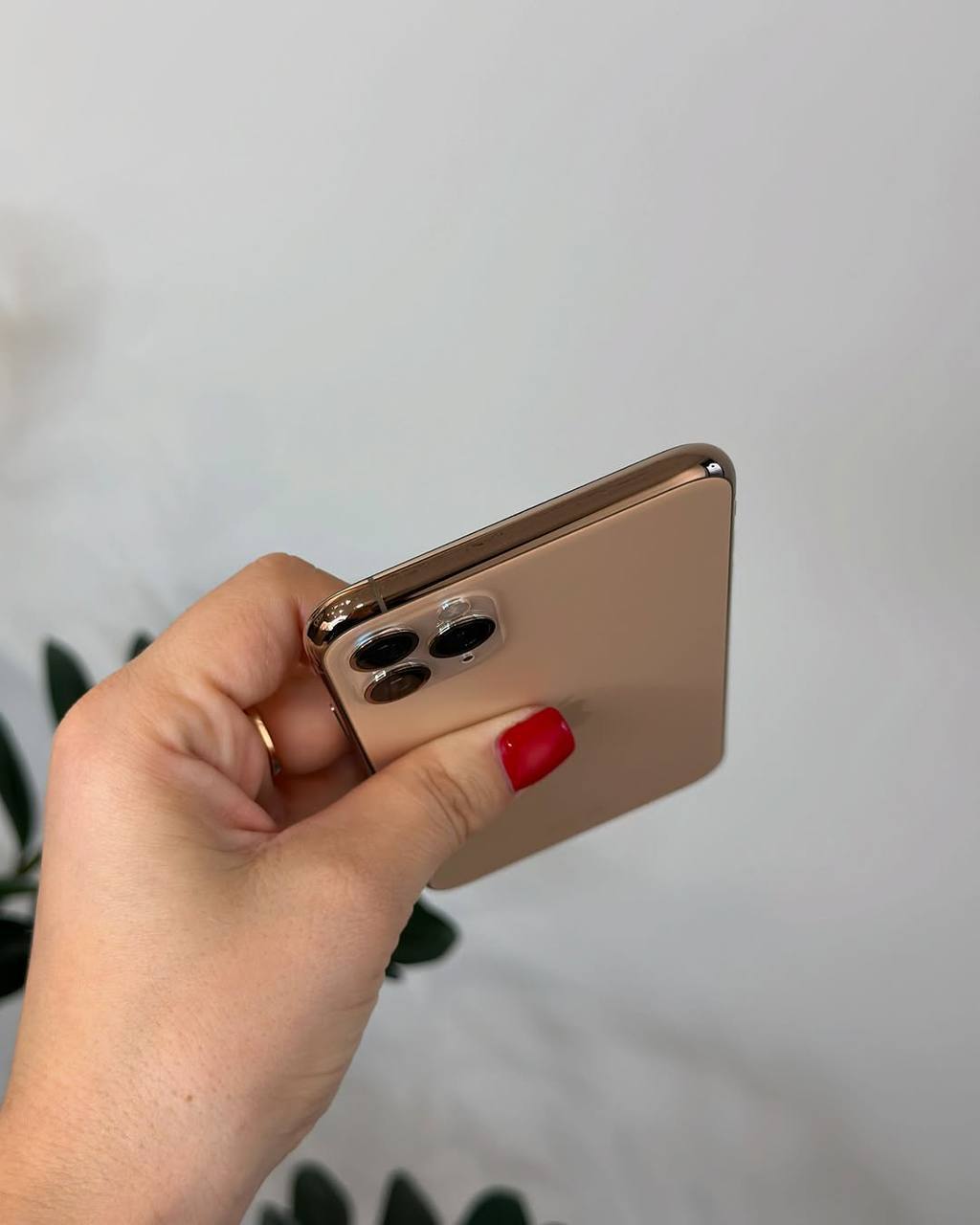 iPhone 11 Pro Max Gold 256Gb - Электроника в Санкт-Петербург - фото 4