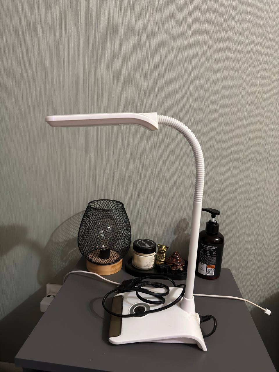 Настольная лампа - частное объявление в Санкт-Петербург