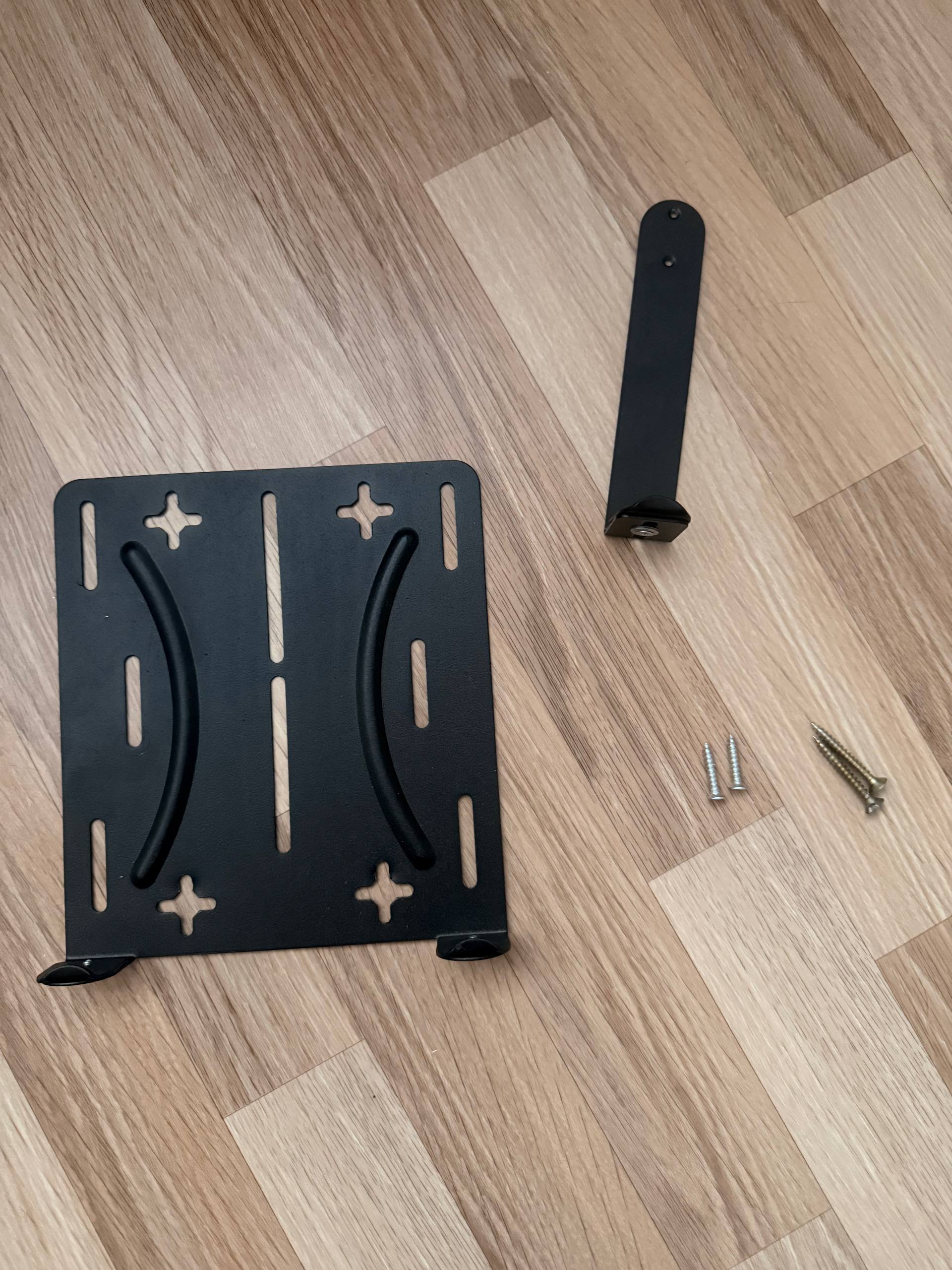 Кронштейн для игровой консоли - Электроника в Набережные Челны