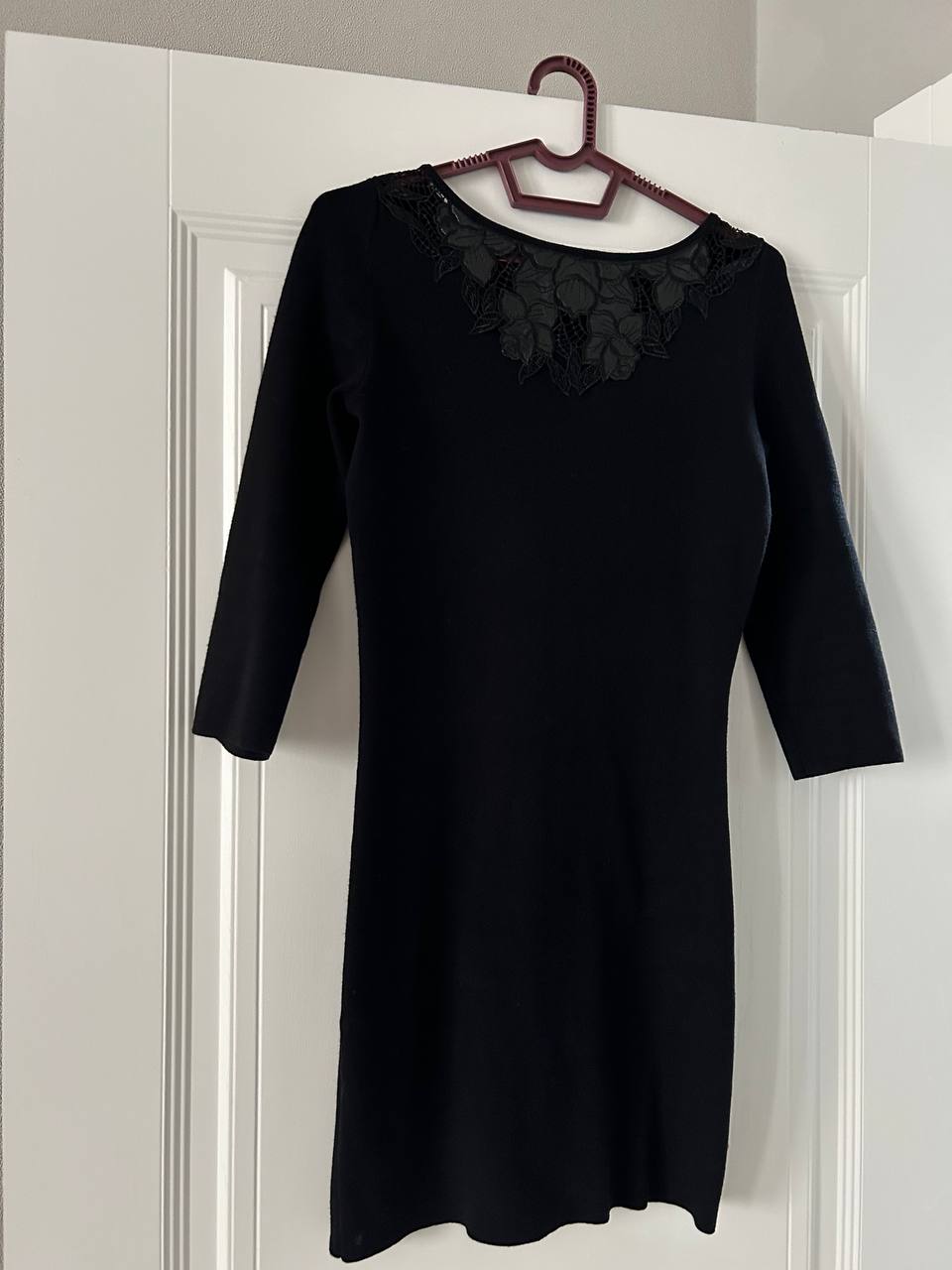 Продам вещи: вечерние платья, джинсы, часы, отпариватель - Одежда в Краснодар