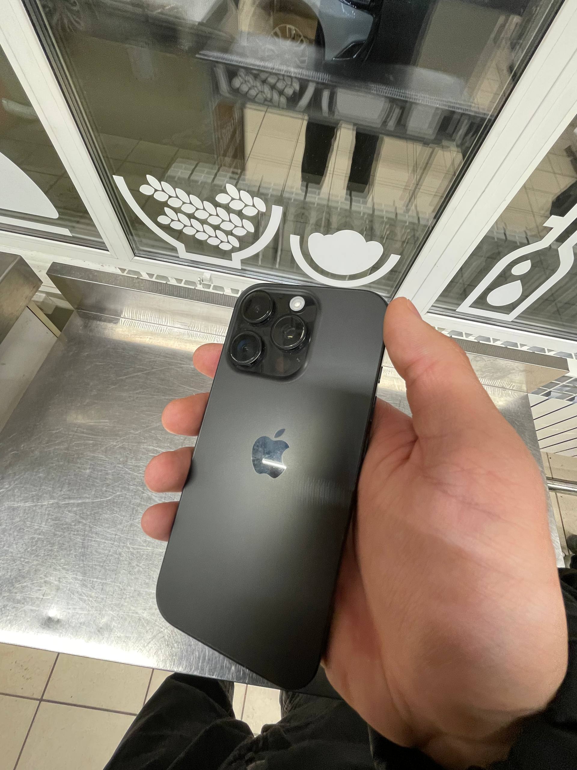 Apple iPhone 16 Pro 256 ГБ - Электроника в Чебоксары - фото 3