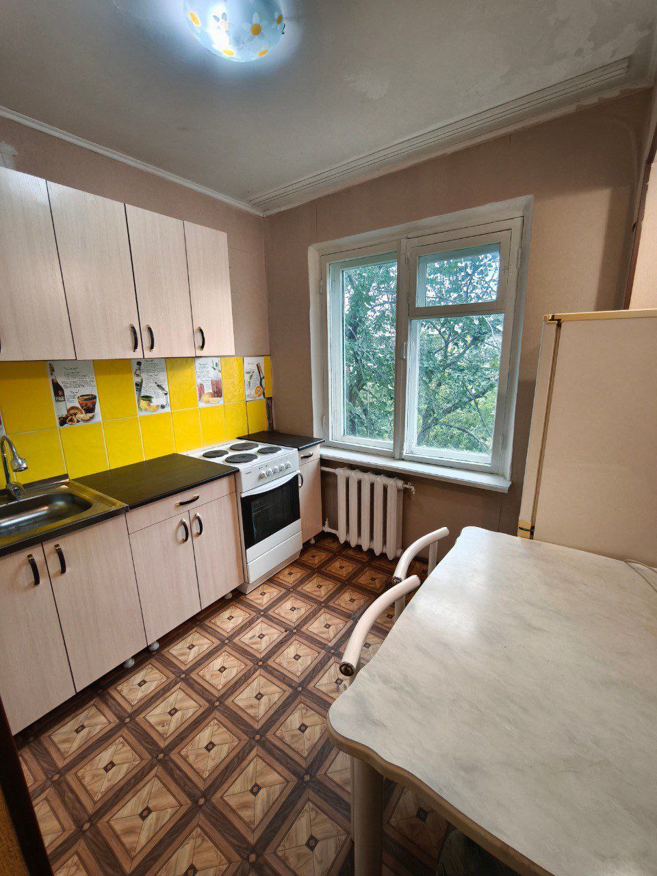 Продам 1 комнатную квартиру по Шевченко 5 эт. - Недвижимость в Красноярск - фото 2