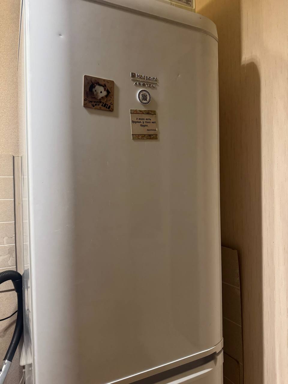 Продам холодильник Hotpoint ariston - Для дома и дачи в Челябинск