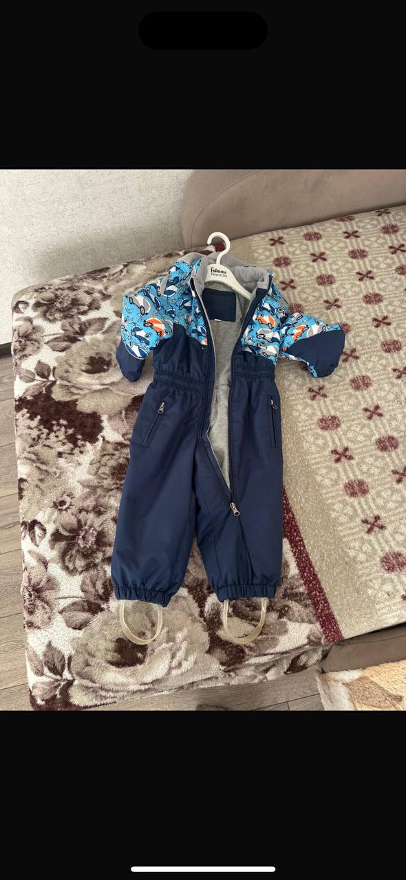 Продам зимнюю, осеннюю куртки и жилетку - частное объявление в Магнитогорск