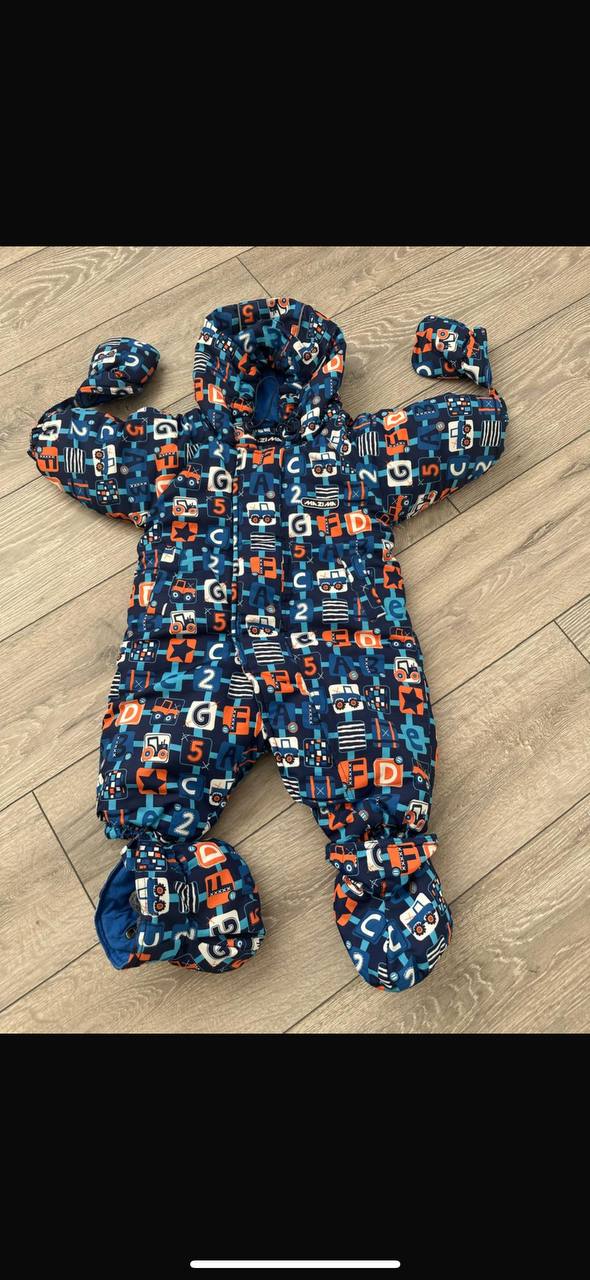 Продам зимнюю, осеннюю куртки и жилетку - Одежда в Магнитогорск - фото 4