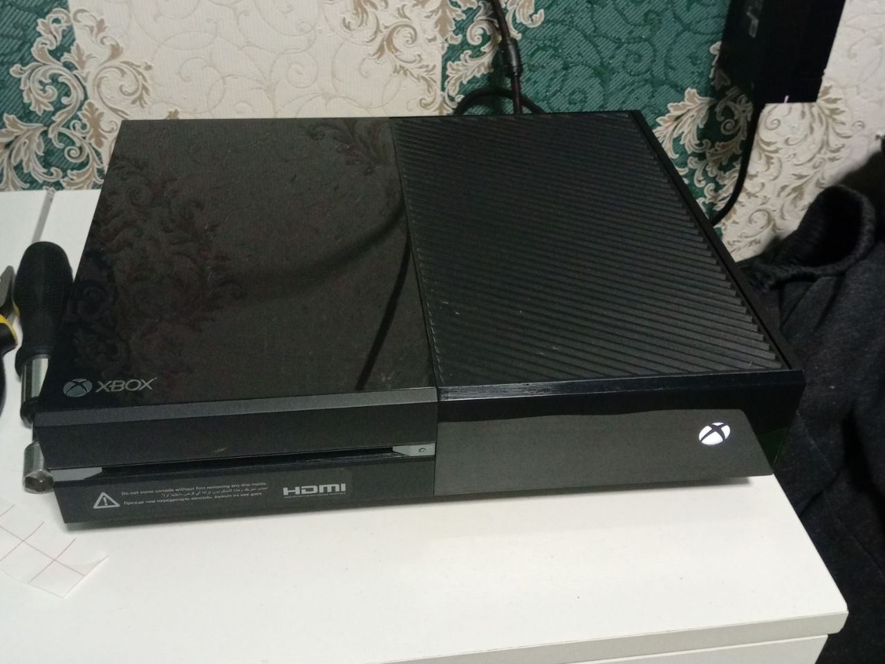 Продам Xbox One на 500 ГБ - частное объявление в Магнитогорск