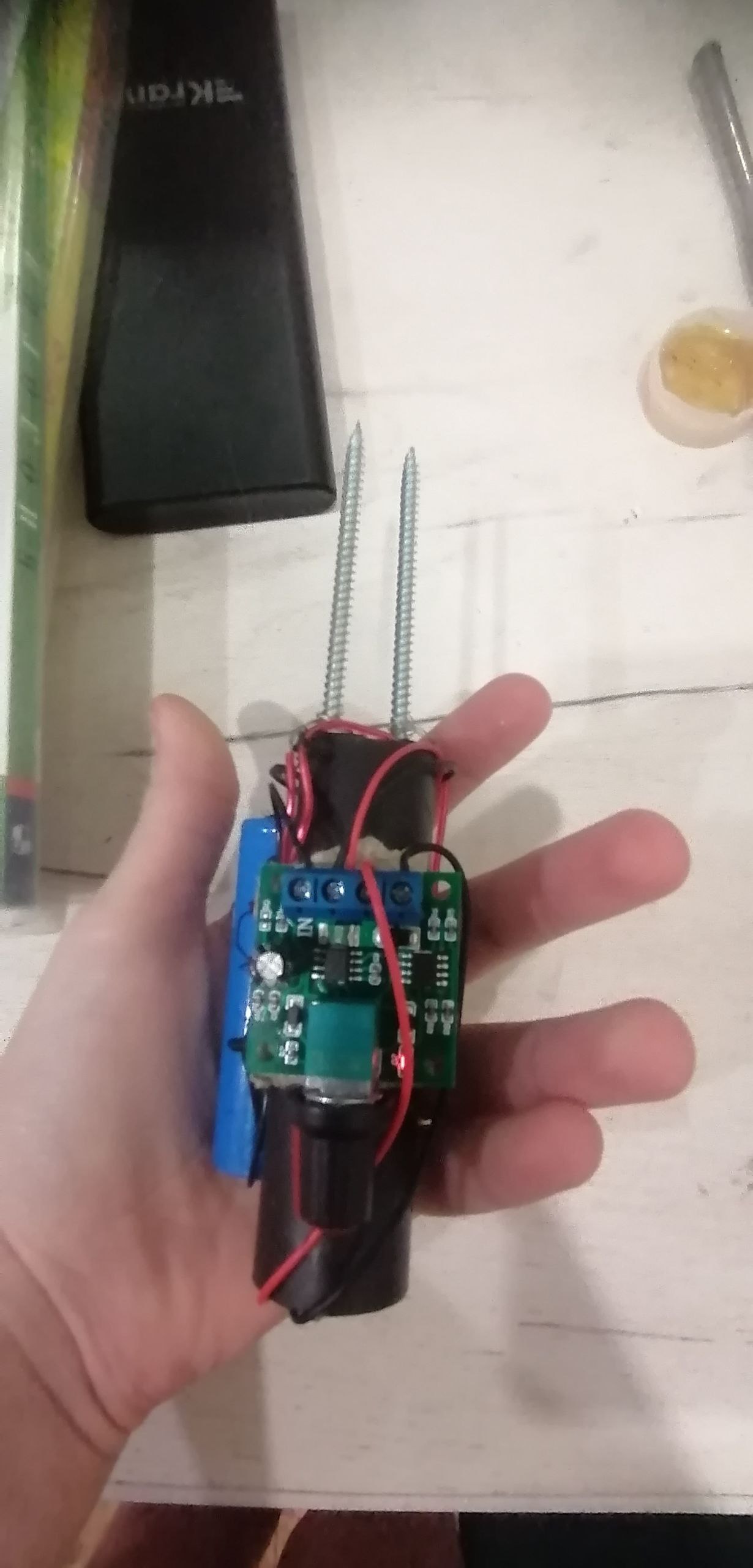 Самодельный электрошокер - частное объявление в Магнитогорск