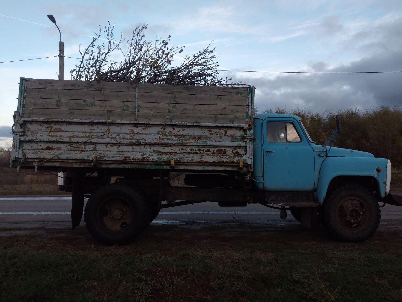 Грузоперевозки, вывоз мусора - Услуги в Новоаннинский