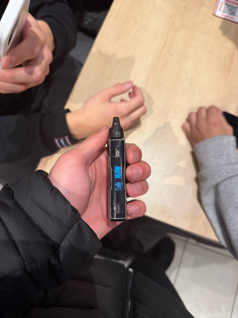 Продам подик - Электроника в Тольятти