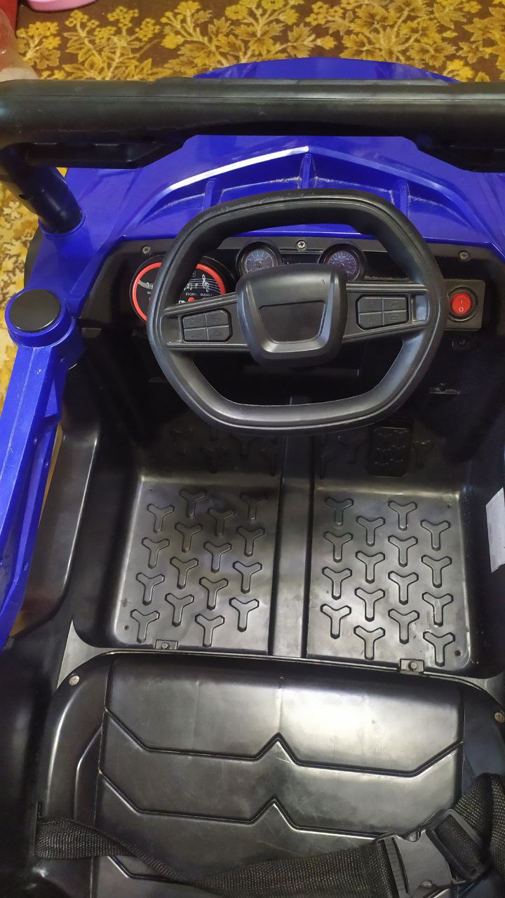 Продам колонку на аккумуляторе с дистанционным управлением - Электроника в Нижневартовск