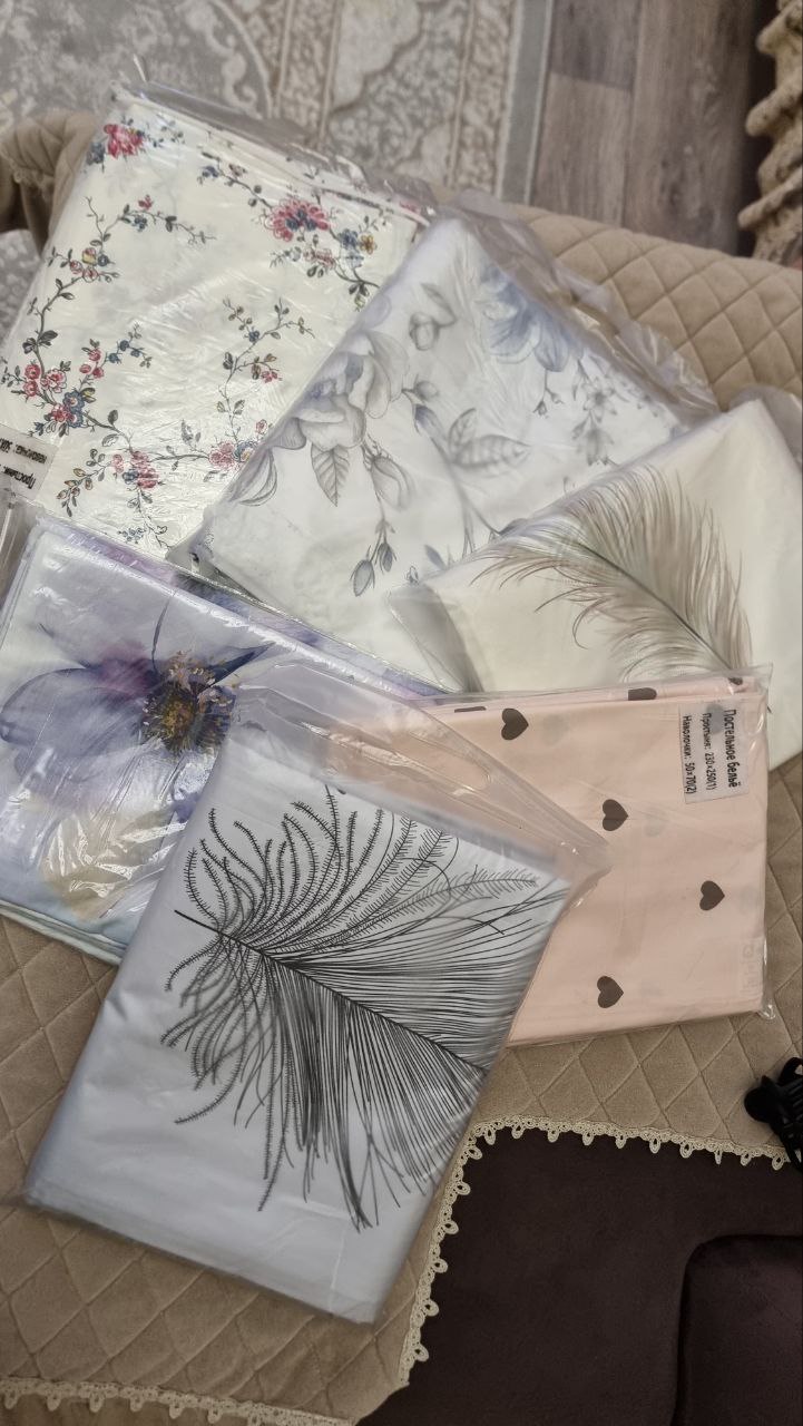 Подарок на Новый год - простыня евро и наволочки - Для дома и дачи в Нижневартовск