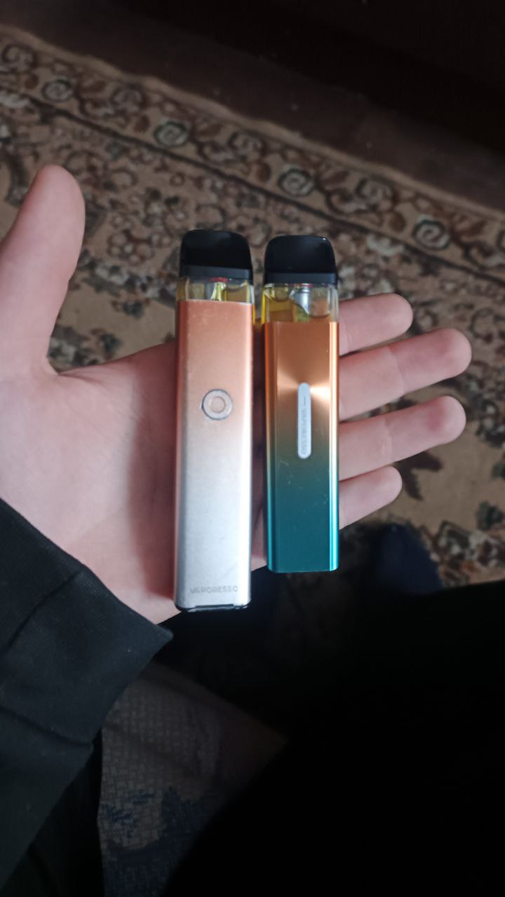 Продам 2 иксроса - Электроника в Омск