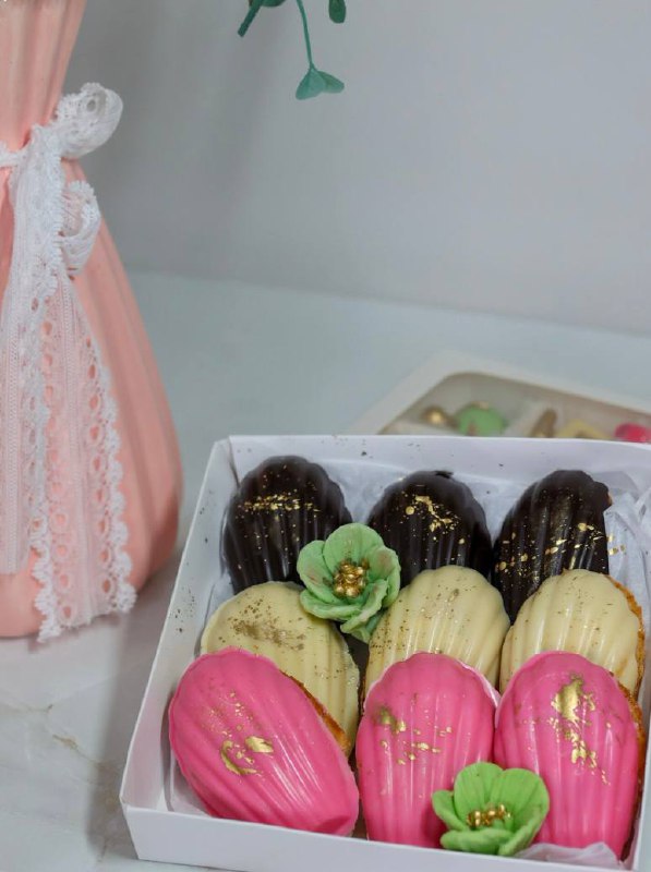 Коробочки с десертами ко Дню мамы - Услуги в Завьялово