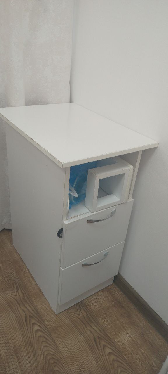 Продам зеркало напольное и тумбу - Для дома и дачи в Владивосток