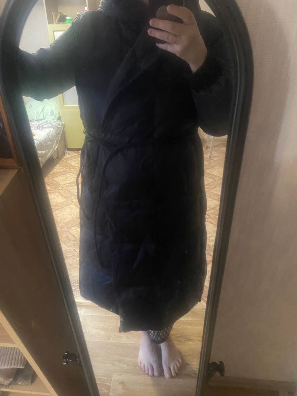 Пуховик зимний с глубоким капюшоном - Одежда в Владивосток