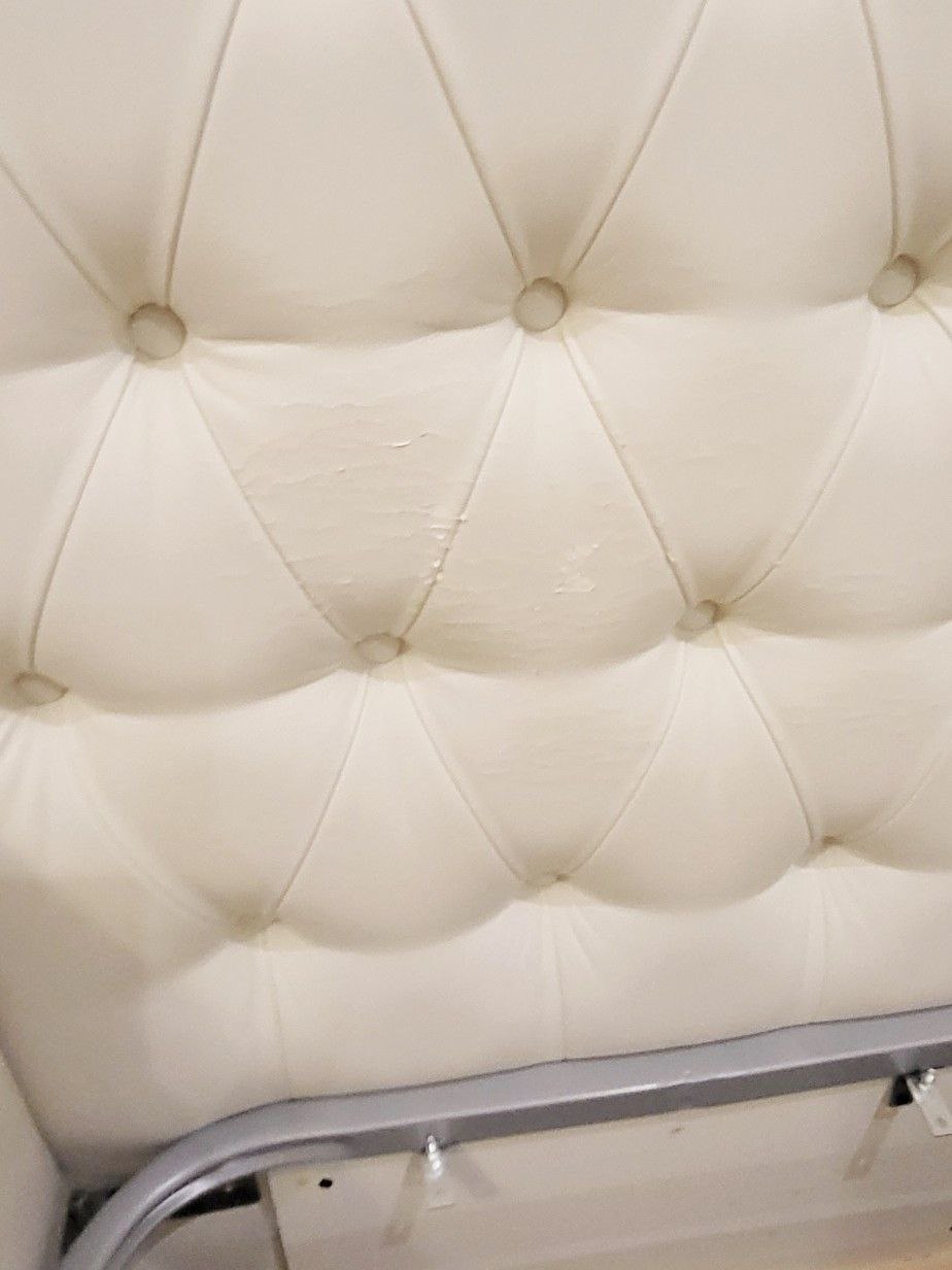 Детская кровать белая из экокожи - Товары для детей в Химки - фото 5