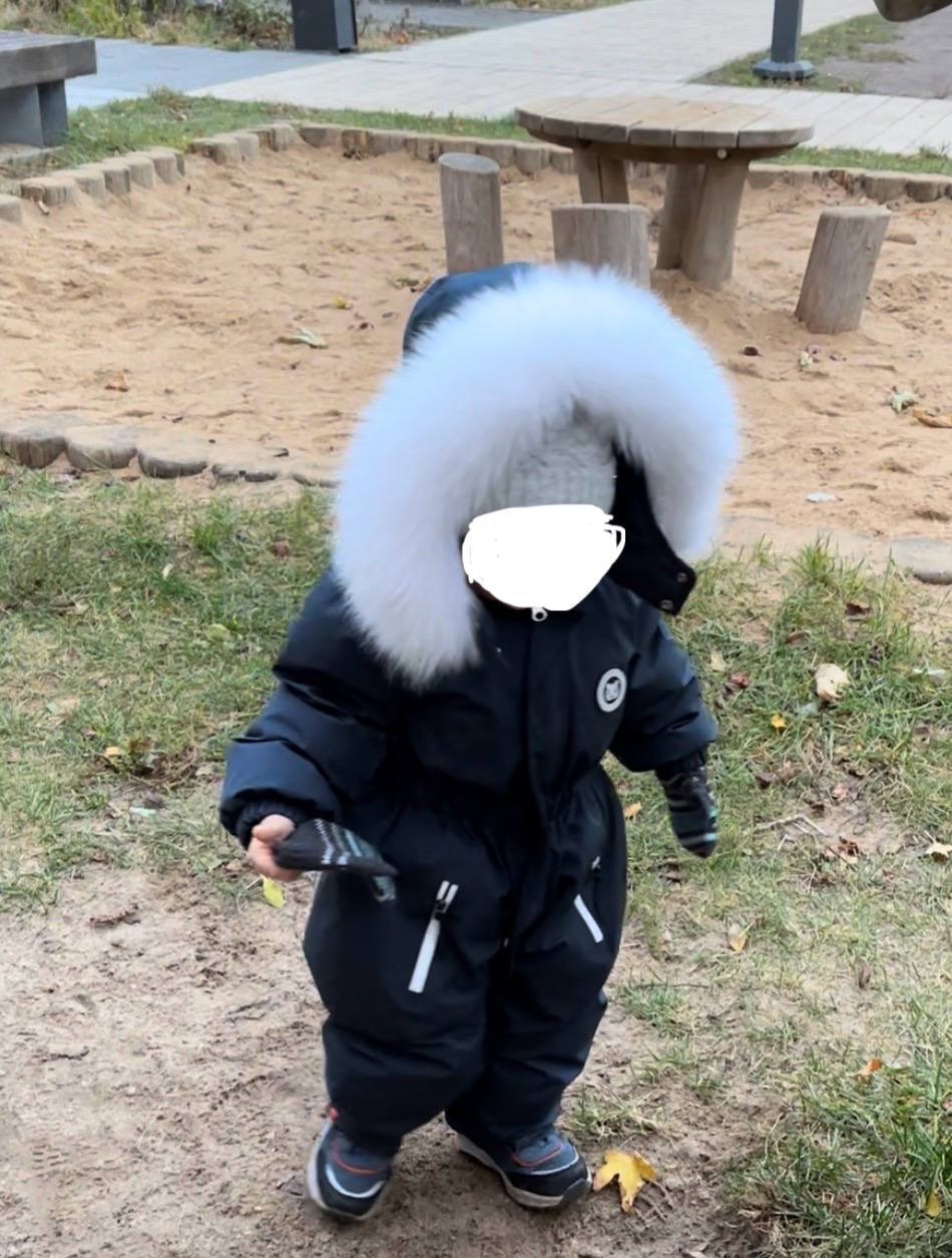 Шикарный зимний комбинезон - Товары для детей в Мытищи, Королёв