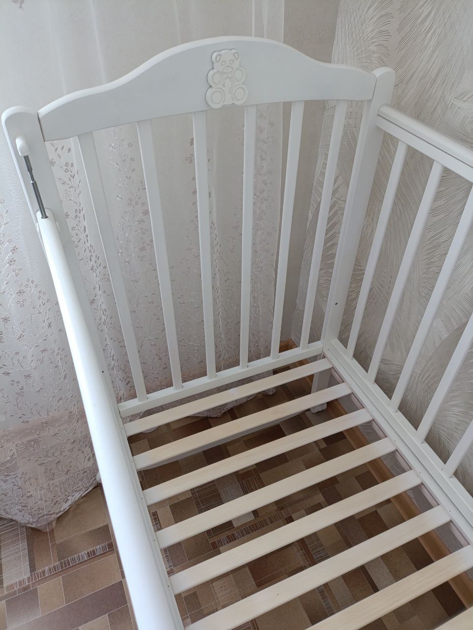 Детская кроватка в отличном состоянии - частное объявление в Томск